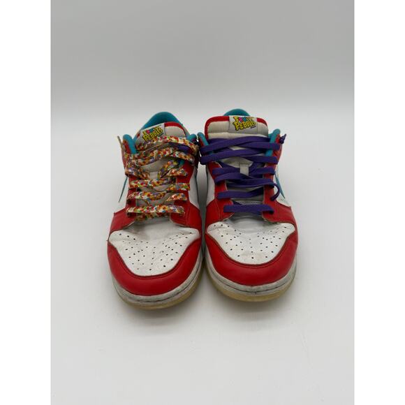 Size 10 - Nike Dunk Low x LeBron James Red - Picture 3 of 6